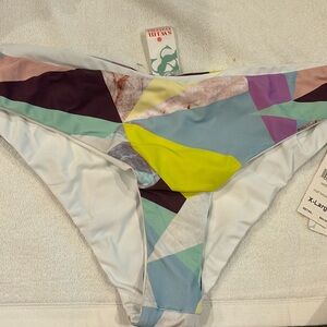 BNwT bikini bottoms size xl